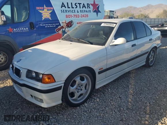 1997 BMW M3 with VIN WBSCD032XVEE11393, listed as a Copart auction lot 72560804 with 195,456 mi miles and Salvage title. Bid and sale history available at DreamBid. Image 1.