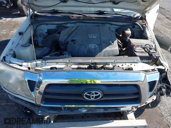 2008 Toyota Tacoma PreRunner with VIN 5TEJU62N38Z560157, listed as a IAAI auction lot 41608600 with 216,045 mi miles. Bid and sale history available at carsss.com. Image 10.