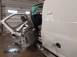 2016 GMC Savana Cargo Van with VIN 1GTW7AFF8G1261629, listed as a IAAI auction lot 41579429 with 92,566 mi miles. Bid and sale history available at carsss.com. Image 21.