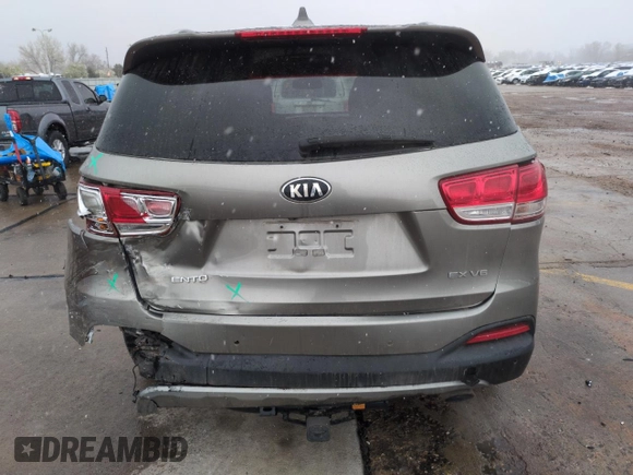 2018 Kia Sorento EX with VIN 5XYPHDA52JG401800, listed as a Copart auction lot 53883105 with 86,396 mi miles and Salvage Title. Bid and sale history available at carsss.com. Image 6.