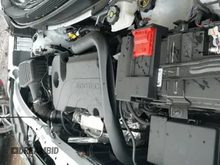2025 Chevrolet Equinox AWD LT с VIN 3GNAXPEG5SL176456, выставлен на аукционе IAAI как лот 43038278 с пробегом 4 945 миль миль и . История ставок и продаж доступна на DreamBid. Изображение 19.