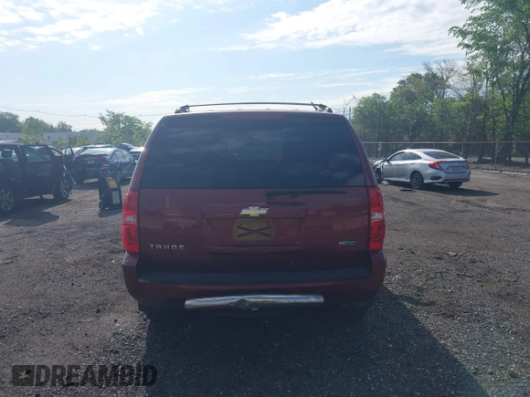 2009 Chevrolet Tahoe 2LT z VIN 1GNFK23079R138145, wystawiony jako IAAI lot #42109914 z przebiegiem 211 063 mil mil oraz . Historia ofert i sprzedaży dostępna na DreamBid. Obrazek 16.