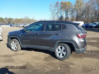 2020 Jeep Compass Latitude with VIN 3C4NJDBB9LT217059, listed as a IAAI auction lot 41645658 with 61,972 mi miles. Bid and sale history available at carsss.com. Image 14.