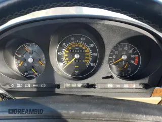 1989 Mercedes-Benz 560 SL with VIN WDBBA48D4KA098854, listed as a Copart auction lot 85074084 with 146,258 mi miles and Clean Title. Bid and sale history available at carsss.com. Image 9.