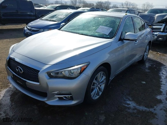 2015 Infiniti Q50 Premium with VIN JN1BV7AR4FM424012, listed as a IAAI auction lot 41821323 with 154,110 mi miles. Bid and sale history available at carsss.com. Image 2.