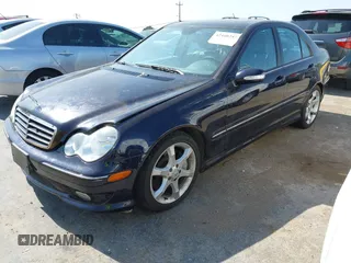 2007 Mercedes-Benz C 230 Sport с VIN WDBRF52HX7F906166, выставлен на аукционе IAAI как лот 42440243 с пробегом 82 522 миль миль и . История ставок и продаж доступна на DreamBid. Изображение 2.