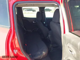 2021 Jeep Renegade Latitude with VIN ZACNJCBB1MPM23962, listed as a IAAI auction lot 41600501 with 67,634 mi miles. Bid and sale history available at carsss.com. Image 8.