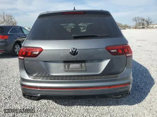 2023 Volkswagen Tiguan SE R-Line Black with VIN 3VVCB7AXXPM108825, listed as a Copart auction lot 88631795 with 17,126 mi miles and Salvage Title. Bid and sale history available at carsss.com. Image 6.