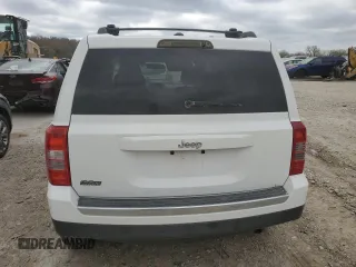 2014 Jeep Patriot Latitude with VIN 1C4NJPFAXED625758, listed as a Copart auction lot 51084625 with 186,517 mi miles and Salvage Title. Bid and sale history available at carsss.com. Image 6.