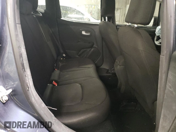 2021 Jeep Renegade Upland z VIN ZACNJDAB5MPM69768, wystawiony jako Copart lot #45790565 z przebiegiem Nie podano mil oraz Szkoda całkowita • Salvage title. Historia ofert i sprzedaży dostępna na DreamBid. Obrazek 10.
