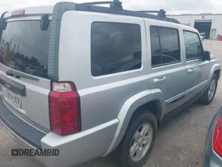 2010 Jeep Commander Sport with VIN 1J4RH4GK8AC157462, listed as a IAAI auction lot 41997158 with 149,935 mi miles. Bid and sale history available at carsss.com. Image 4.
