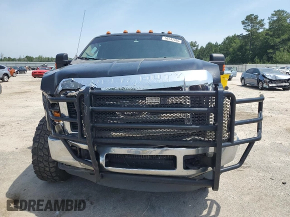 2008 Ford F-250 XL с VIN 1FTSW21R58ED59553, выставлен на аукционе Copart как лот 56747495 с пробегом 228 170 миль миль и Списание • Salvage title. История ставок и продаж доступна на DreamBid. Изображение 5.