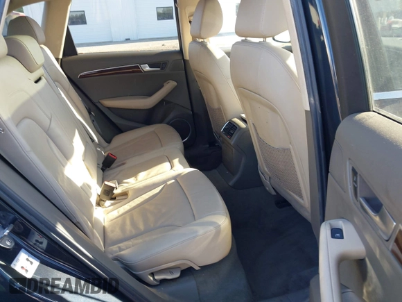 2012 Audi Q5 Premium Plus z VIN WA1LFAFP9CA122693, wystawiony jako IAAI lot #42123933 z przebiegiem 137 250 mil mil oraz . Historia ofert i sprzedaży dostępna na DreamBid. Obrazek 8.
