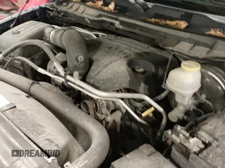 2017 Ram 1500 Sport z VIN 1C6RR7UT7HS779169, wystawiony jako IAAI lot #41680887 z przebiegiem 101 576 mil mil oraz . Historia ofert i sprzedaży dostępna na DreamBid. Obrazek 19.