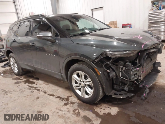 2020 Chevrolet Blazer LT z VIN 3GNKBHRS2LS529797, wystawiony jako IAAI lot #41725280 z przebiegiem 60 047 mil mil oraz . Historia ofert i sprzedaży dostępna na DreamBid. Obrazek 1.