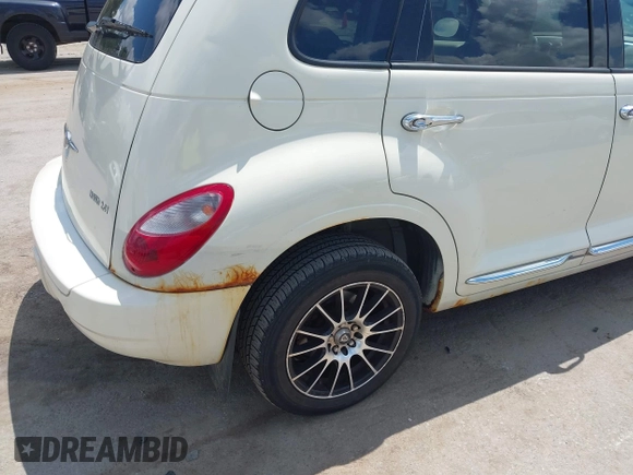2008 Chrysler PT Cruiser Limited z VIN 3A8FY68848T187783, wystawiony jako IAAI lot #42614268 z przebiegiem 101 738 mil mil oraz . Historia ofert i sprzedaży dostępna na DreamBid. Obrazek 6.