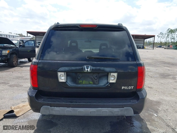 2004 Honda Pilot EX with VIN 5FNYF18514B001334, listed as a IAAI auction lot 41754663 with 208,514 mi miles. Bid and sale history available at carsss.com. Image 16.