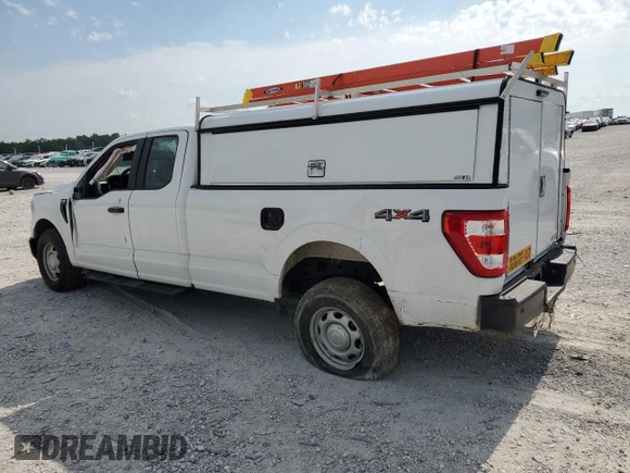 2022 Ford F-150 XL with VIN 1FTFX1E57NKD05538, listed as a Copart auction lot 58801425 with 53,392 mi miles and Salvage title. Bid and sale history available at DreamBid. Image 2.