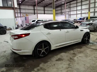 2013 Kia Optima SX with VIN 5XXGR4A63DG213978, listed as a Copart auction lot 88746435 with 154,060 mi miles and Salvage Title. Bid and sale history available at carsss.com. Image 3.