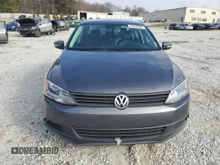 2012 Volkswagen Jetta Sedan SE w/Convenience & Sunroof PZEV with VIN 3VWBP7AJXCM317268, listed as a Copart auction lot 44038685 with 121,302 mi miles and Salvage Title. Bid and sale history available at carsss.com. Image 5.