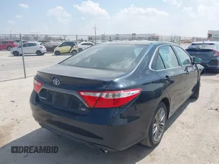 2015 Toyota Camry XLE z VIN 4T1BF1FK2FU101043, wystawiony jako IAAI lot #42426166 z przebiegiem 66 413 mil mil oraz . Historia ofert i sprzedaży dostępna na DreamBid. Obrazek 4.