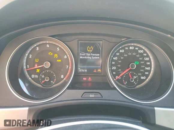 2019 Volkswagen Atlas SE with VIN 1V2DR2CA0KC506970, listed as a Copart auction lot 43839485 with 137,618 mi miles and Clean title. Bid and sale history available at DreamBid. Image 9.