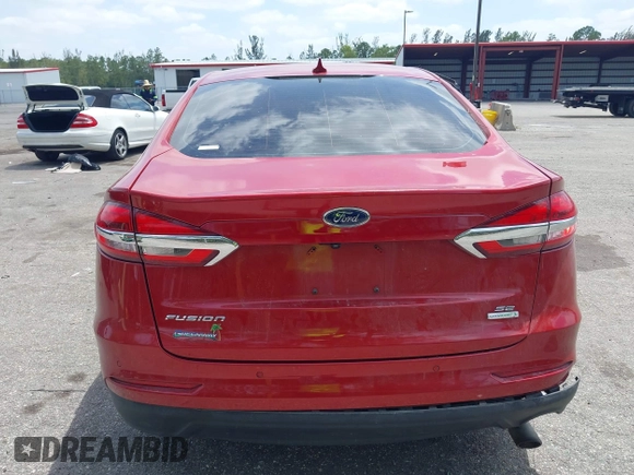 2020 Ford Fusion SE with VIN 3FA6P0HD5LR164755, listed as a IAAI auction lot 42092028 with 96,959 mi miles and . Bid and sale history available at DreamBid. Image 17.