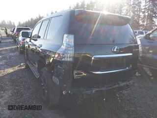 2020 Lexus GX 460 Premium z VIN JTJAM7BX0L5256607, wystawiony jako IAAI lot #41408942 z przebiegiem 43 539 mil mil oraz . Historia ofert i sprzedaży dostępna na DreamBid. Obrazek 3.