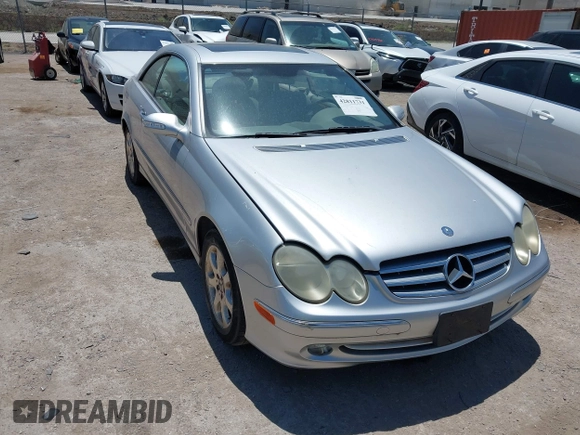 2003 Mercedes-Benz CLK 320 с VIN WDBTJ65J13F034432, выставлен на аукционе IAAI как лот 42811731 с пробегом 210 983 миль миль и . История ставок и продаж доступна на DreamBid. Изображение 1.