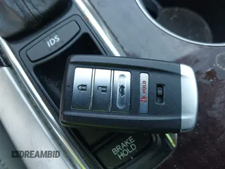 2017 Acura TLX Technology z VIN 19UUB1F59HA001336, wystawiony jako IAAI lot #42045146 z przebiegiem 64 545 mil mil oraz . Historia ofert i sprzedaży dostępna na DreamBid. Obrazek 11.