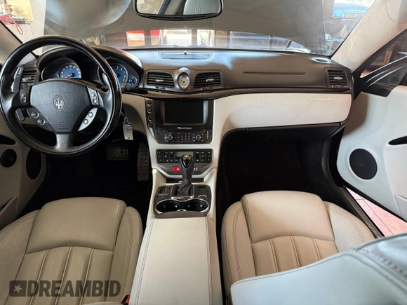 2010 Maserati GranTurismo S с VIN ZAM45KLA5A0048920, выставлен на аукционе Copart как лот 48584005 с пробегом 64 495 миль миль и Чистый • Clean title. История ставок и продаж доступна на DreamBid. Изображение 9.