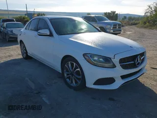 2016 Mercedes-Benz C 300 z VIN 55SWF4JB2GU159273, wystawiony jako IAAI lot #41255628 z przebiegiem Nie podano mil oraz . Historia ofert i sprzedaży dostępna na DreamBid. Obrazek 1.