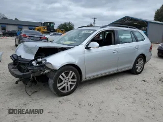 2010 Volkswagen Jetta SportWagen TDI with VIN 3VWTL7AJ1AM670642, listed as a Copart auction lot 44380965 with 160,994 mi miles and Salvage Title. Bid and sale history available at carsss.com. Image 1.