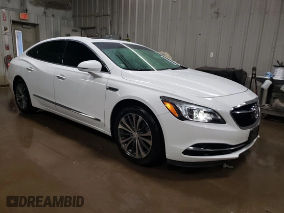 2017 Buick LaCrosse Essence with VIN 1G4ZP5SS1HU113499, listed as a Copart auction lot 52133555 with 154,794 mi miles and Salvage Title. Bid and sale history available at DreamBid. Image 4.