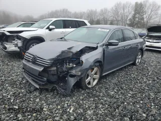 2013 Volkswagen Passat SE w/Sunroof with VIN 1VWBP7A31DC129128, listed as a Copart auction lot 49832675 with 150,500 mi miles and Clean Title. Bid and sale history available at carsss.com. Image 1.