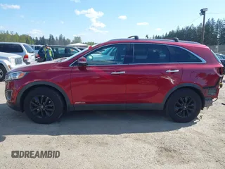 2017 Kia Sorento LX with VIN 5XYPGDA54HG195795, listed as a IAAI auction lot 42084385 with 116,959 mi miles and . Bid and sale history available at carsss.com. Image 15.