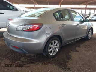 2011 Mazda Mazda3 i Touring with VIN JM1BL1VG1B1491171, listed as a IAAI auction lot 41886159 with 127,674 mi miles. Bid and sale history available at carsss.com. Image 4.