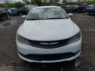 2015 Chrysler 200 S with VIN 1C3CCCBG4FN527099, listed as a Copart auction lot 55499465 with 87,403 mi miles and Salvage Title. Bid and sale history available at DreamBid. Image 5.