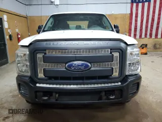 2011 Ford F-250 XL z VIN 1FT7W2B63BEC08342, wystawiony jako Copart lot #53965655 z przebiegiem 207 765 mil mil oraz Czysty tytuł • Clean title. Historia ofert i sprzedaży dostępna na DreamBid. Obrazek 5.