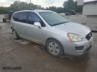 2009 Kia Rondo LX Base with VIN KNAFG528797259799, listed as a Copart auction lot 69482334 with 194,451 mi miles and Salvage Title. Bid and sale history available at carsss.com. Image 4.