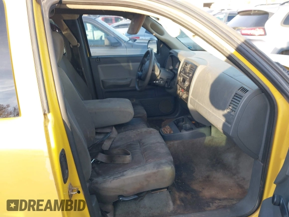 2006 Dodge Dakota ST with VIN 1D7HE22K26S702614, listed as a IAAI auction lot 40957687 with 241,007 mi miles and . Bid and sale history available at DreamBid. Image 5.
