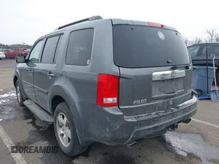 2011 Honda Pilot EX-L with VIN 5FNYF4H65BB009279, listed as a IAAI auction lot 41554301 with 226,337 mi miles and . Bid and sale history available at carsss.com. Image 3.