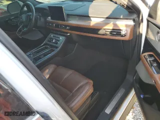 2021 Lincoln Aviator Reserve with VIN 5LM5J7WCXMGL18310, listed as a Copart auction lot 76247904 with 69,111 mi miles and Non Repairable. Bid and sale history available at carsss.com. Image 8.
