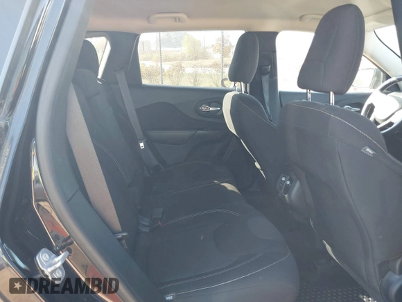 2016 Jeep Cherokee Latitude with VIN 1C4PJMCB2GW301117, listed as a IAAI auction lot 40647017 with 56,348 mi miles and . Bid and sale history available at DreamBid. Image 8.