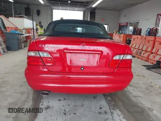 2001 Mercedes-Benz CLK 320/430 z VIN WDBLK70G91T076182, wystawiony jako IAAI lot #42244062 z przebiegiem 77 733 mil mil oraz . Historia ofert i sprzedaży dostępna na DreamBid. Obrazek 15.