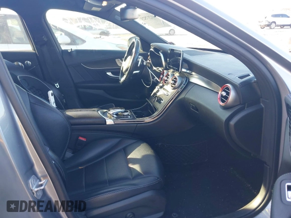 2015 Mercedes-Benz C-Class C 400 with VIN 55SWF6GB7FU018295, listed as a IAAI auction lot 41217523 with 120,822 mi miles. Bid and sale history available at carsss.com. Image 5.