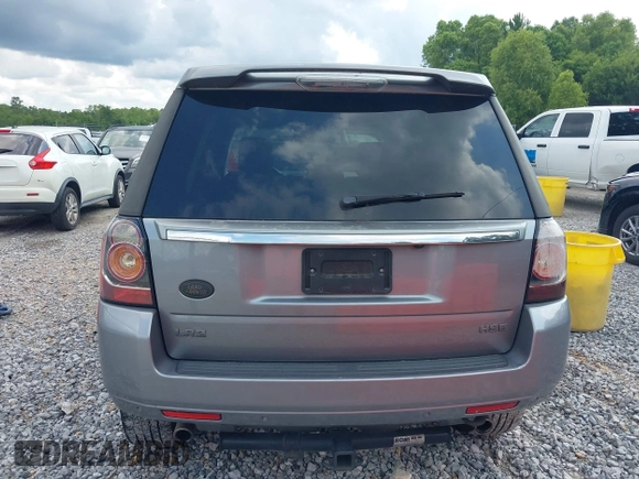 2013 Land Rover LR2 z VIN SALFR2BGXDH364562, wystawiony jako IAAI lot #42554838 z przebiegiem 151 181 mil mil oraz . Historia ofert i sprzedaży dostępna na DreamBid. Obrazek 16.