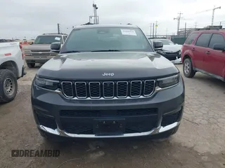 2024 Jeep Grand Cherokee Limited with VIN 1C4RJKBG0R8548766, listed as a IAAI auction lot 42496952 with 30,354 mi miles and . Bid and sale history available at DreamBid. Image 12.
