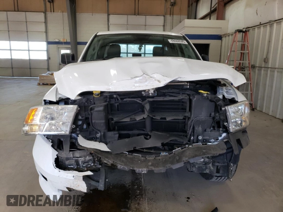 2018 Ram 1500 Express z VIN 1C6RR7FG2JS122611, wystawiony jako Copart lot #48668595 z przebiegiem 139 761 mil mil oraz Szkoda całkowita • Salvage title. Historia ofert i sprzedaży dostępna na DreamBid. Obrazek 5.