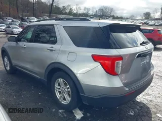 2020 Ford Explorer XLT with VIN 1FMSK7DHXLGB18222, listed as a IAAI auction lot 41541109 with 100,649 mi miles. Bid and sale history available at carsss.com. Image 3.
